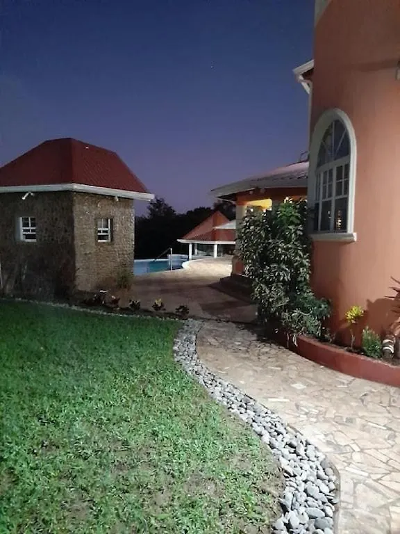 Eden Crest Villa Anse La Raye